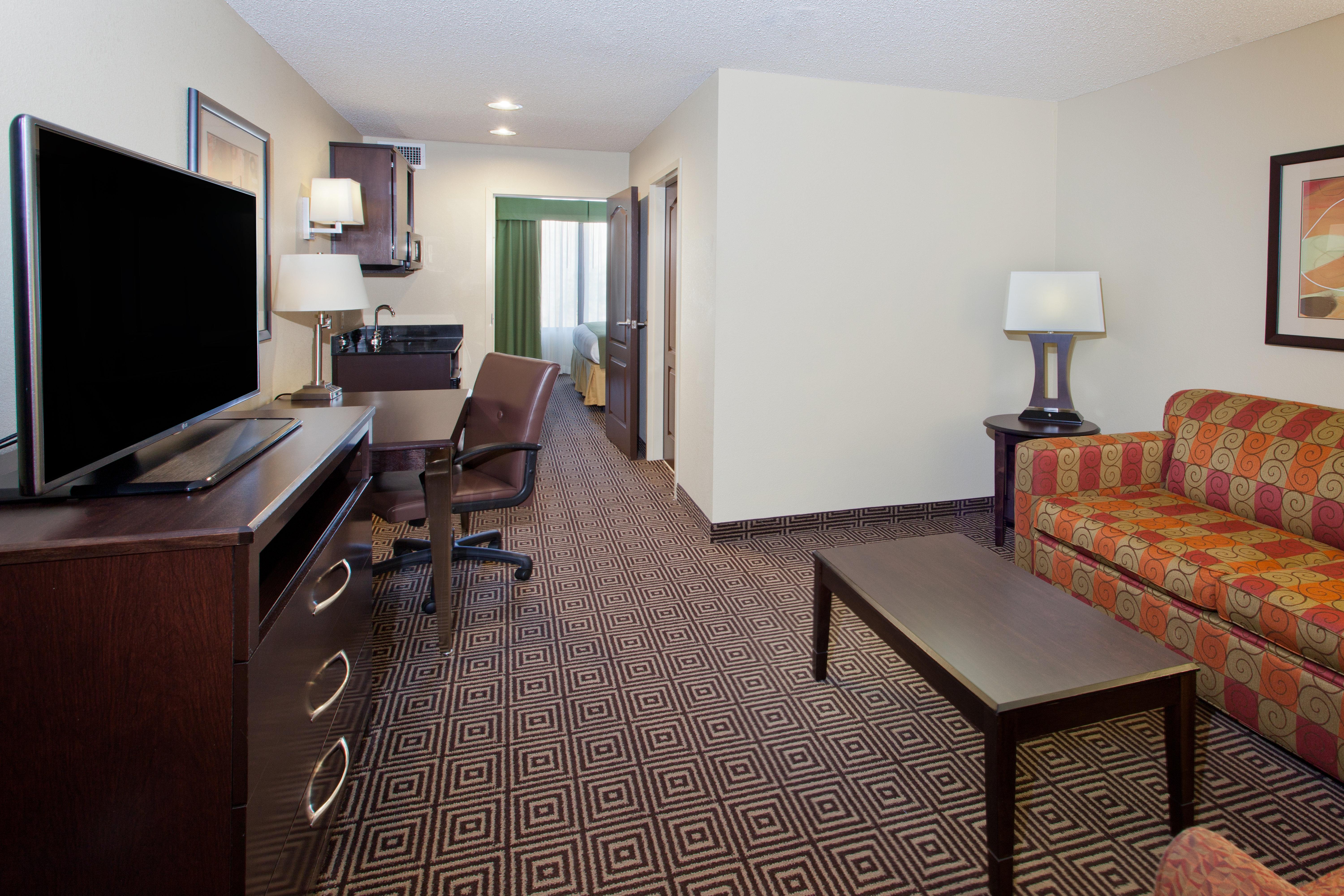 Holiday Inn Express Rome-East By Ihg Екстериор снимка