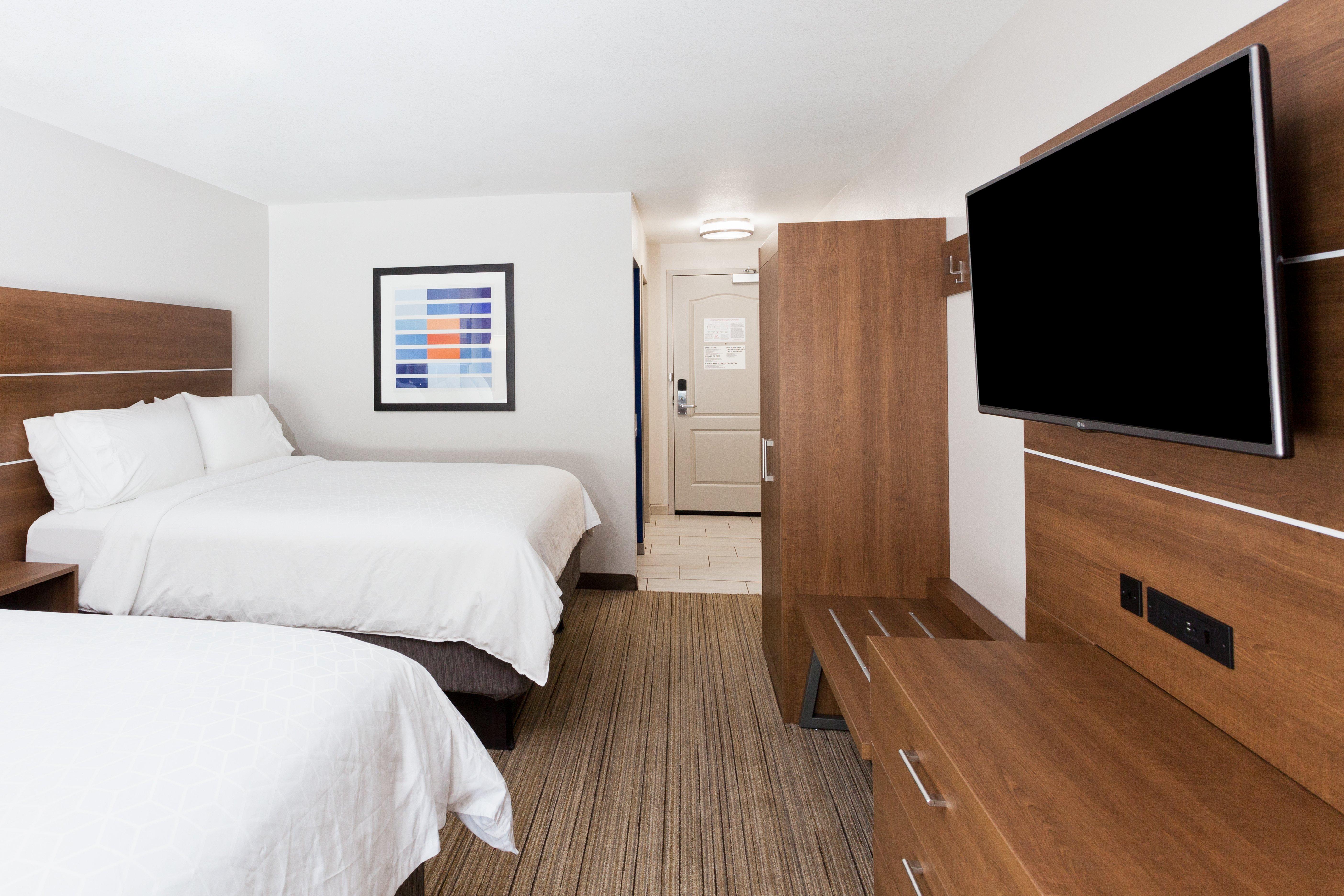 Holiday Inn Express Rome-East By Ihg Екстериор снимка