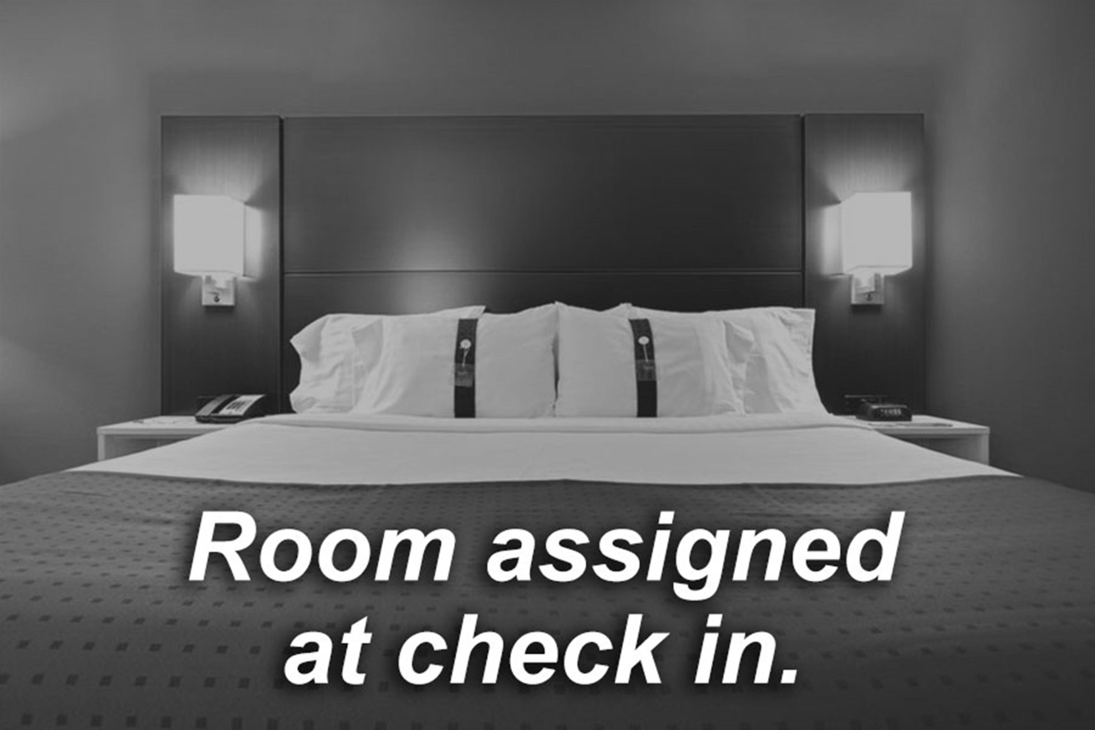 Holiday Inn Express Rome-East By Ihg Екстериор снимка