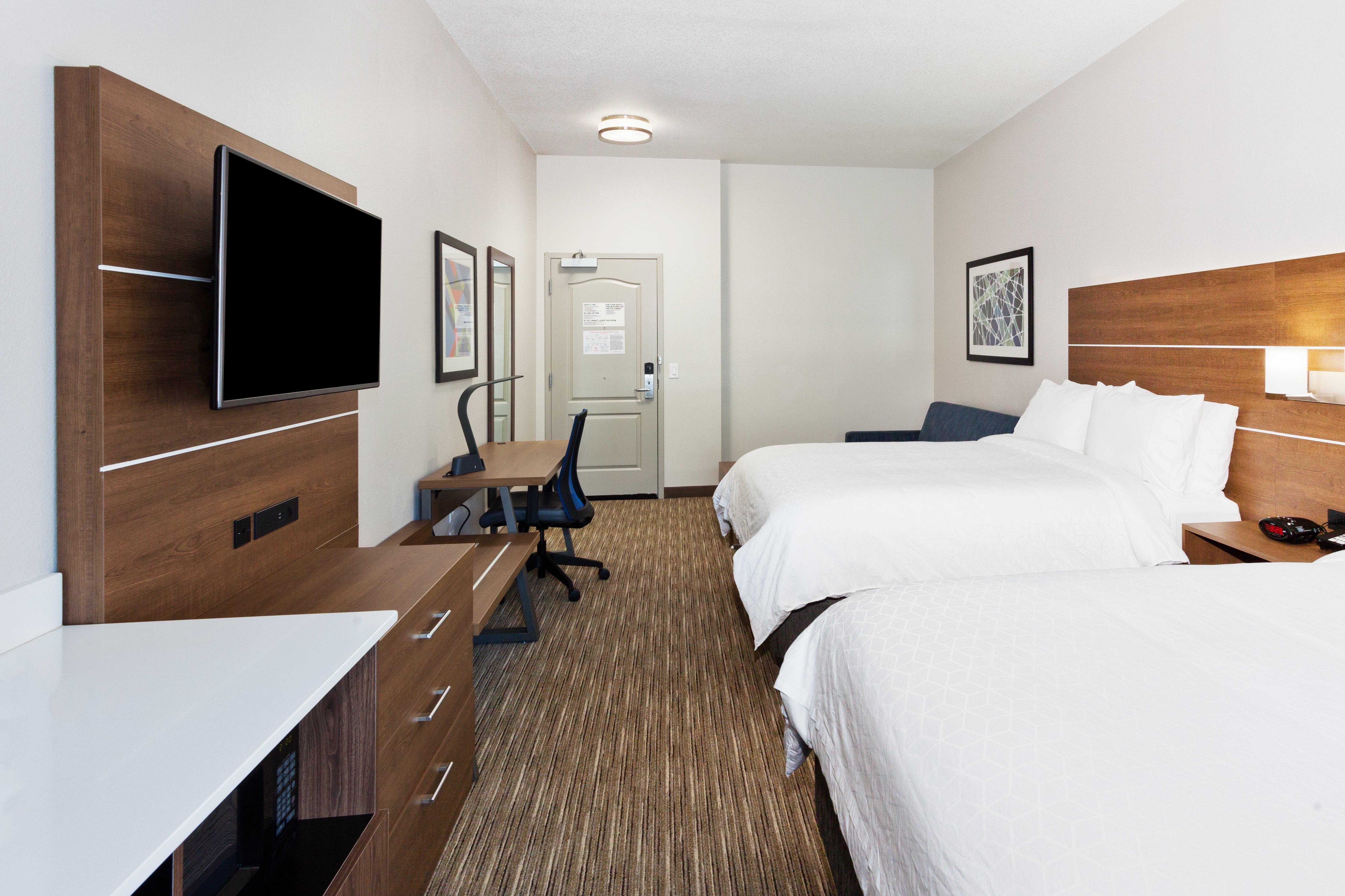 Holiday Inn Express Rome-East By Ihg Екстериор снимка
